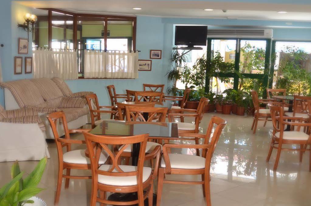 Hotel Emilio Punta Umbria Bagian luar foto
